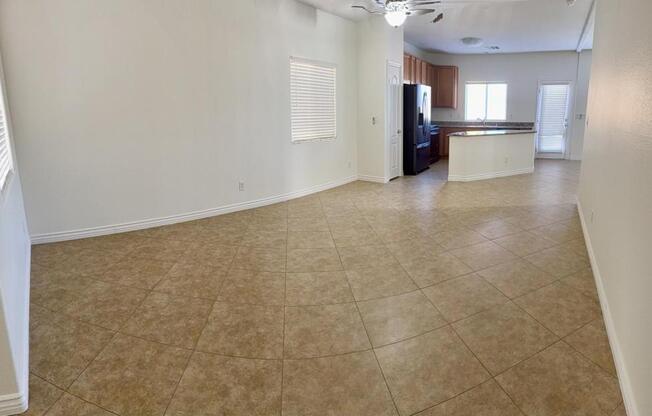 6108 N OZARK HIKE ST