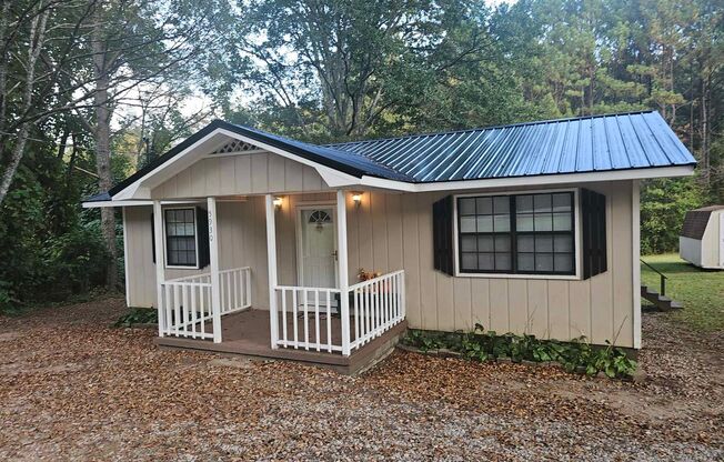 Cute 2 Bedroom 1 Bath Home in Jacksonville