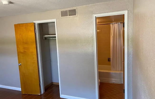 1 bed, 1 bath, $615