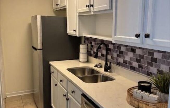 Gated Community- 2BA/1BA Condo