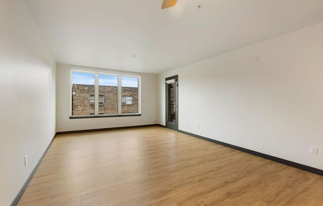 1 bed, 1 bath, 634 sqft, $2,345, Unit 408