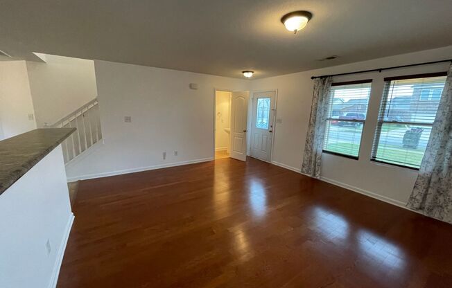 Great Location the spacious 3BR 3BA won't last long!