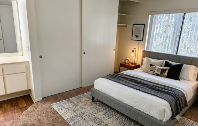 2 beds, 1 bath, 1,055 sqft, $2,025, Unit 51119