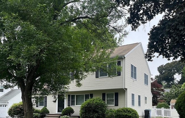 48 AUDREY RD