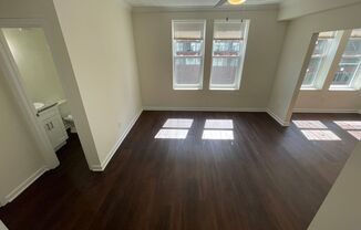 386 Parkway Apartments