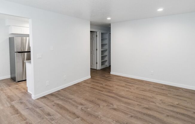 5410 / 5416 N Lacey St