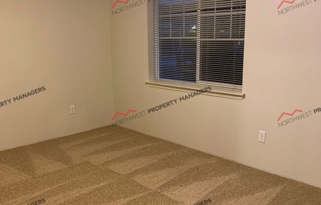 1 bed, 1 bath, 747 sqft, $1,350, Unit D-114