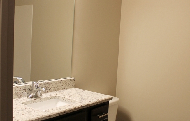 2 beds, 2 baths, 1,052 sqft, $1,045, Unit 78