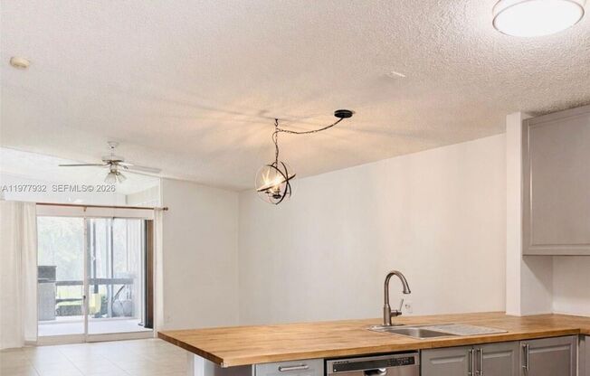 614 WOODGATE CIR #C SUNRISE, FL 33326