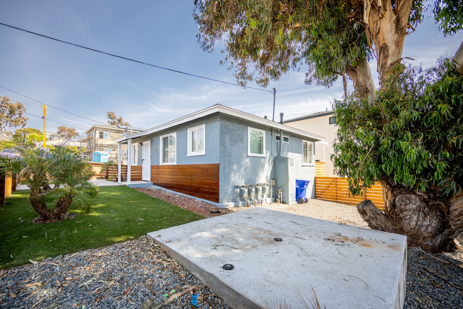 Spacious 2 Bed 1 Bath House in Linda Vista with Awesome Deck & Yard Area!