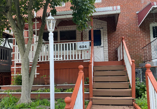 634 MANSFIELD RD