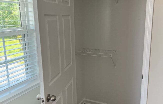 Studio, 1 bath, 350 sqft, $775, Unit 1506