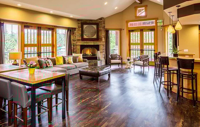 Boulder Creek apartments in Lake Sammamish - clubhouse with media room kitchen coffee bar