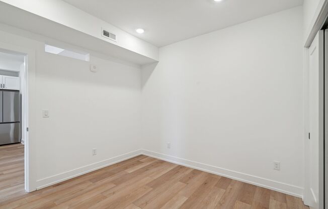 2 beds, 2 baths, 928 sqft, $2,175, Unit Unit 605