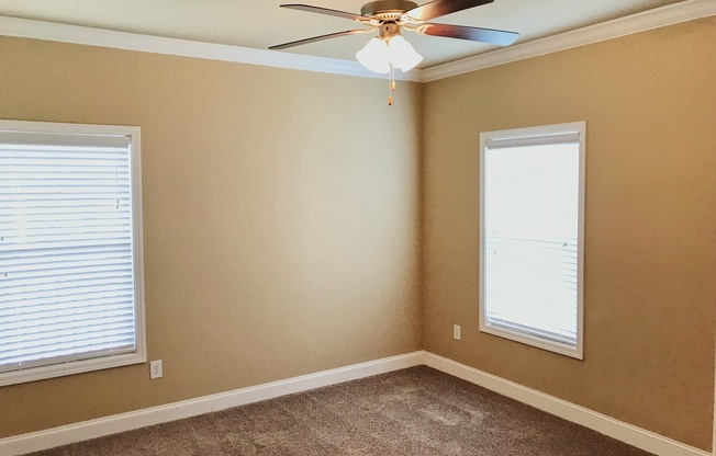 1 bed, 1 bath, 765 sqft, $825, Unit 122