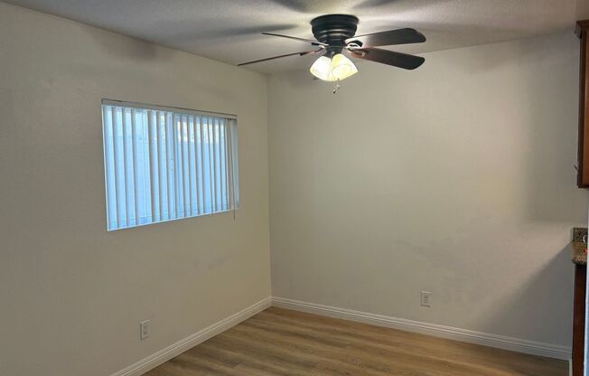 Charming 2 bedroom 2 bathroom Condo in Oceanside!