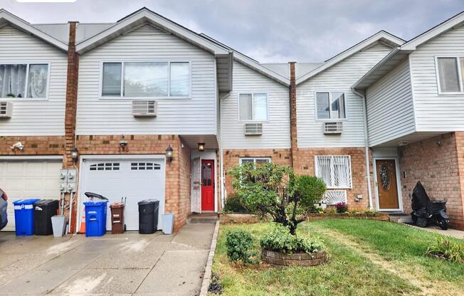 336 HOWE AVE