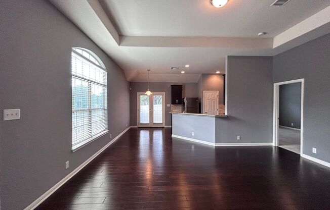 11252 Lost Maples Trail |  3 Bed 2 Bath Garage $1995