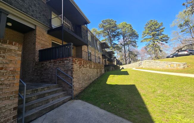 Chateau Montagne Apartments