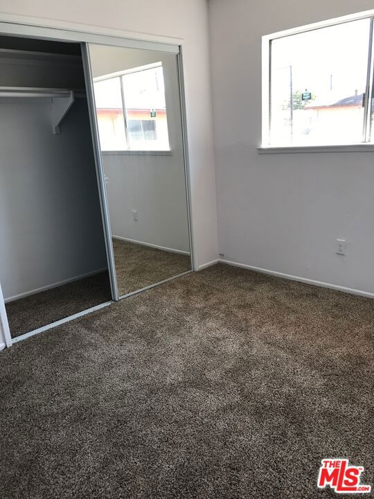 4252 Woodlawn Ave.