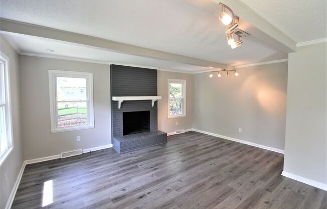 Remodeled Ranch Home in Steele Creek!