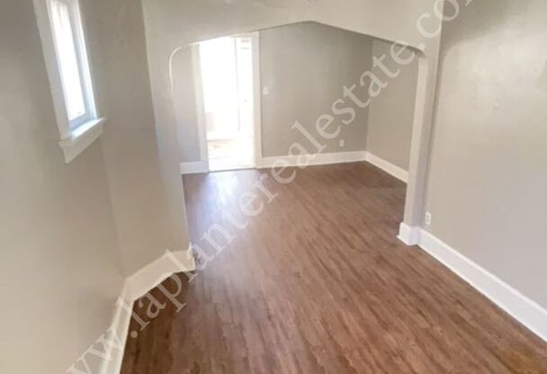 2 beds, 1 bath, 768 sqft, $650, Unit 1