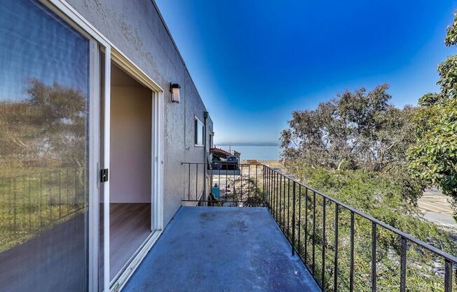 1701 SHORELINE DR