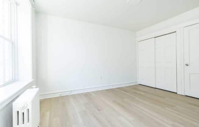 2215 N 51 ST