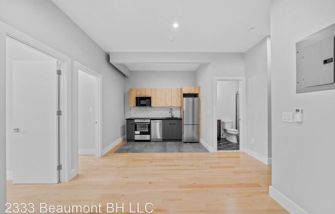 2333 Beaumont Ave