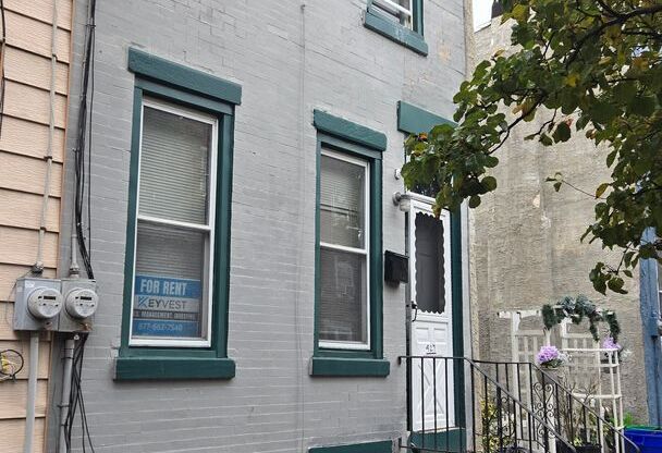 ANNUAL RENTAL- 427 Royden St.