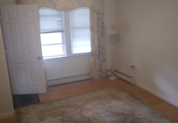 215 SMT ST