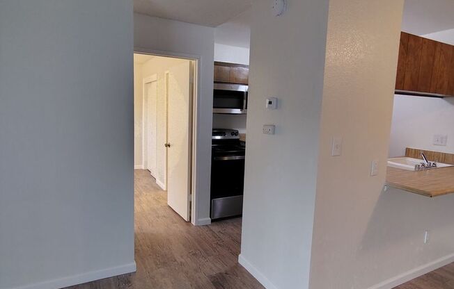 1 bed, 1 bath, $1,350, Unit 028