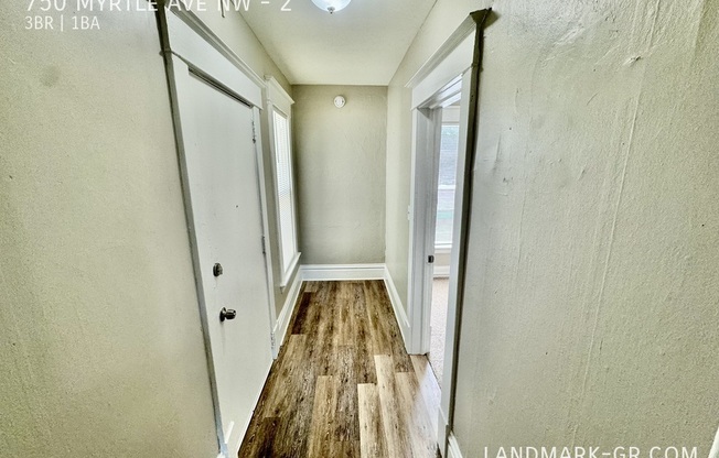 750 MYRTLE AVE NW
