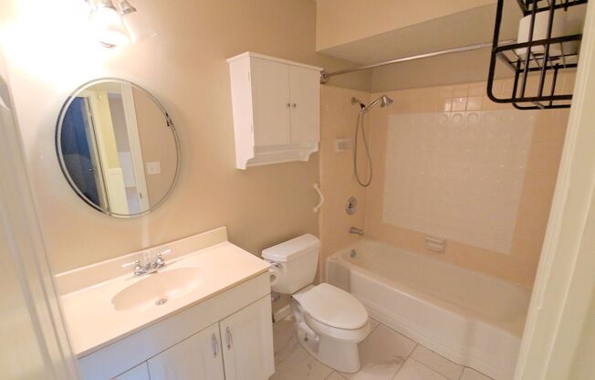 1105 RAMADA DR