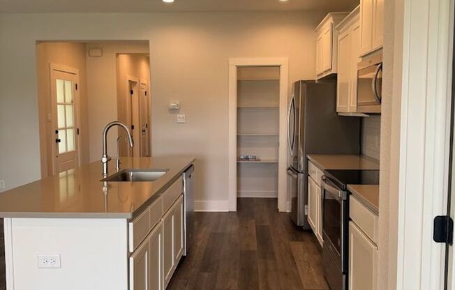 Immaculate Townhome Minutes from Texas A&M