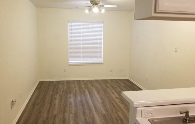 1 bed, 1 bath, 500 sqft, $1,189, Unit 224