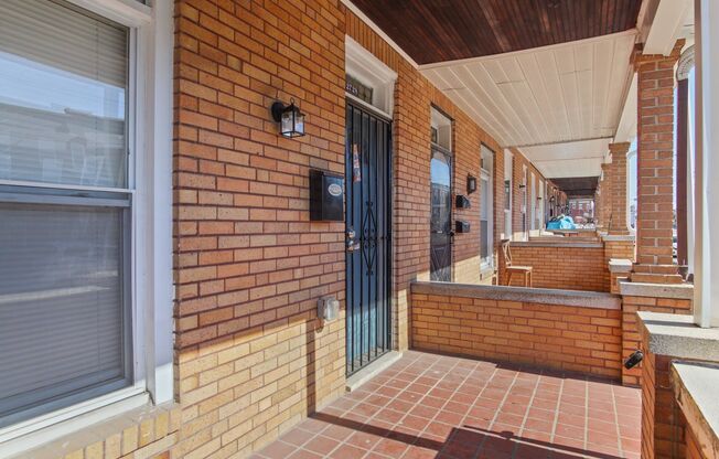 Spacious 2-Bedroom home with Modern Amenities