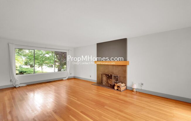 Beautiful Four Bedroom Escape in Palisades!