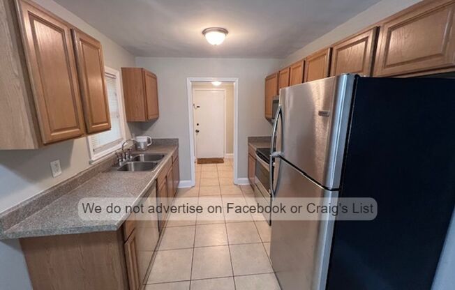 3 beds, 1 bath, $1,195