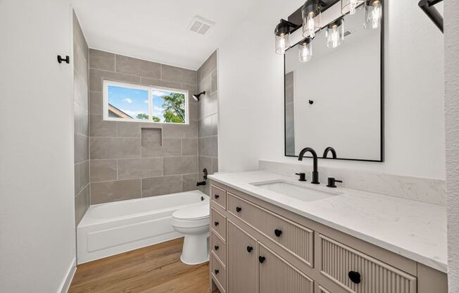 3 beds, 2 baths, $3,100