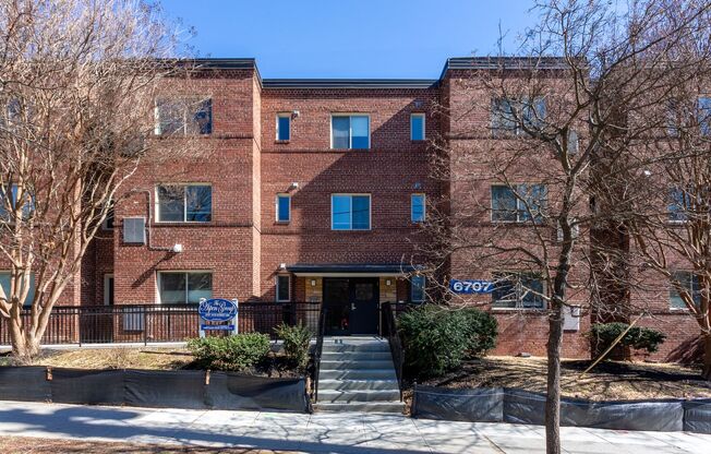 2 beds, 1 bath, 515 sqft, $2,525, Unit 6707-109