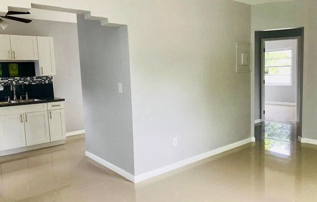 535 NE 68th Street #Upstairs