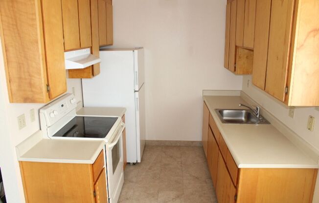 5619 Madison Ave., Richmond, CA 94804