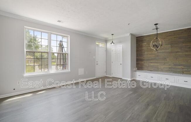 4910 EDGEWARE TERRACE