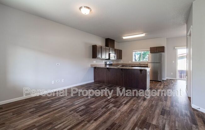 12600 NE 49th St.