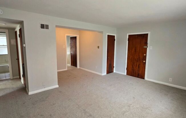 2 beds, 1 bath, $850