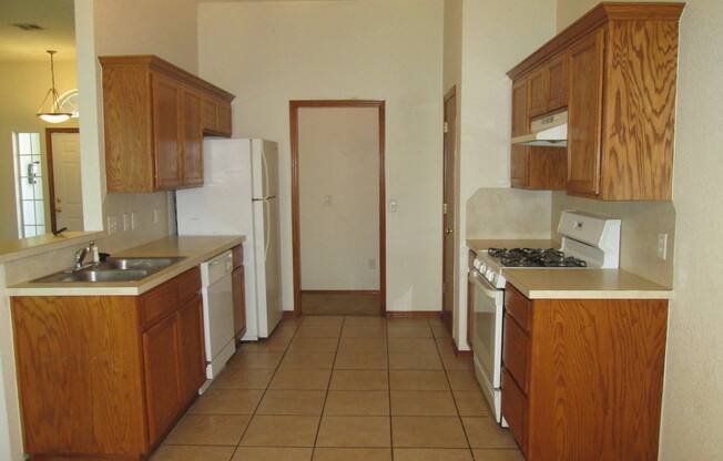 3 beds, 2 baths, $1,800