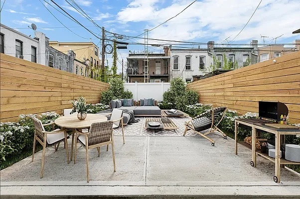 1401 HANCOCK ST