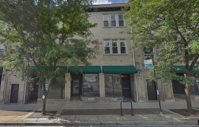 2-Bed/ 1-Bath Condo for Rent in North Rogers Park
