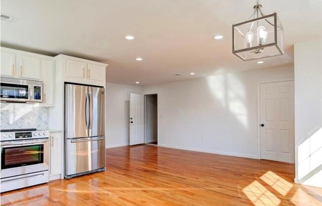 17 SLOCUM ST
